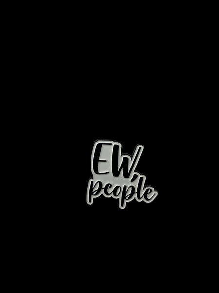 EW PEOPLE HAT PIN
