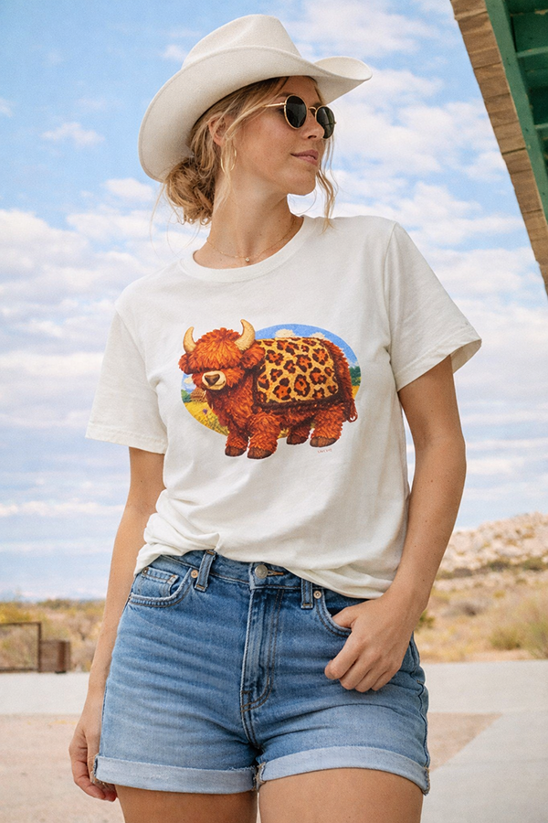 BC DTF FURRY BISION TEE - CREAM