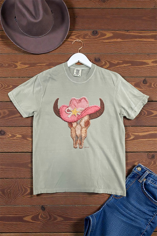 CC DTF PINK HAT STEER TEE - BAY