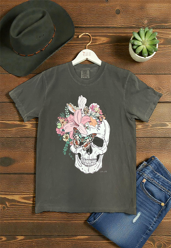 CC DTF BUTTERFLY SKULL TEE  - PEPPER