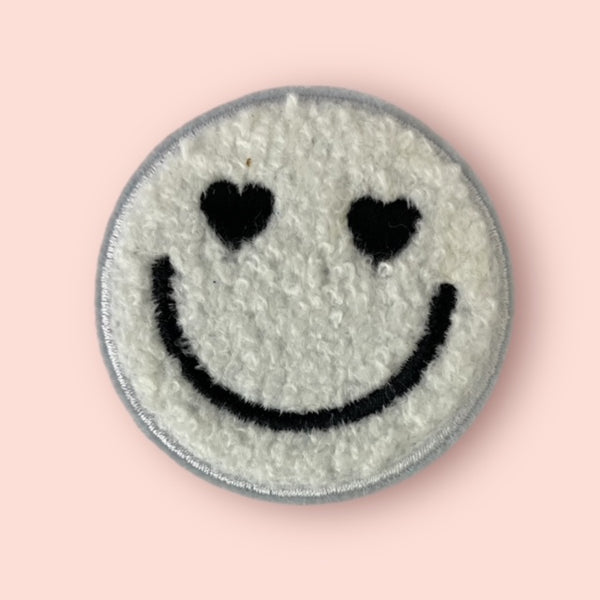 WHITE HEART EYES SMILEY HAT PATCH