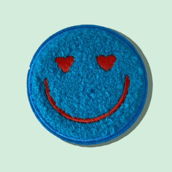 BLUE HEART EYES SMILEY HAT PATCH