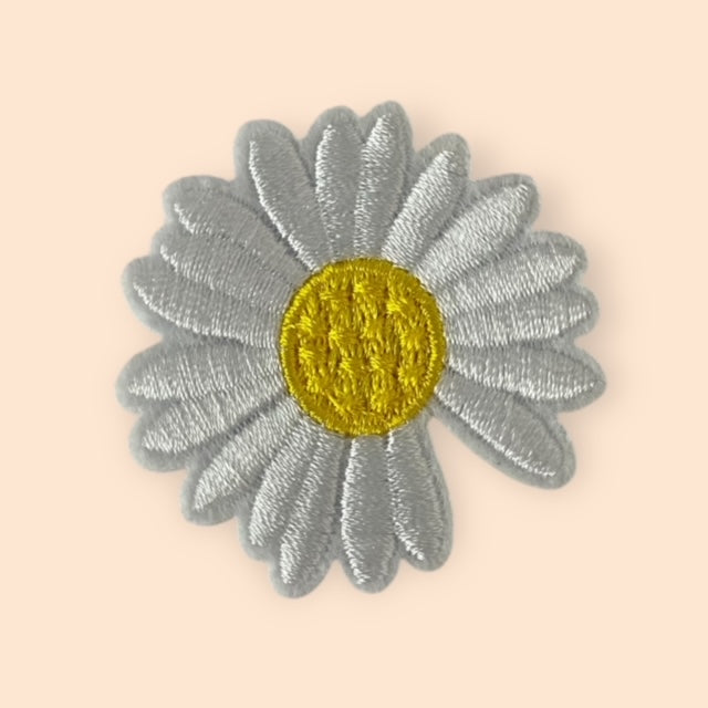 YELLOW WHITE DAISY FLOWER HAT PATCH