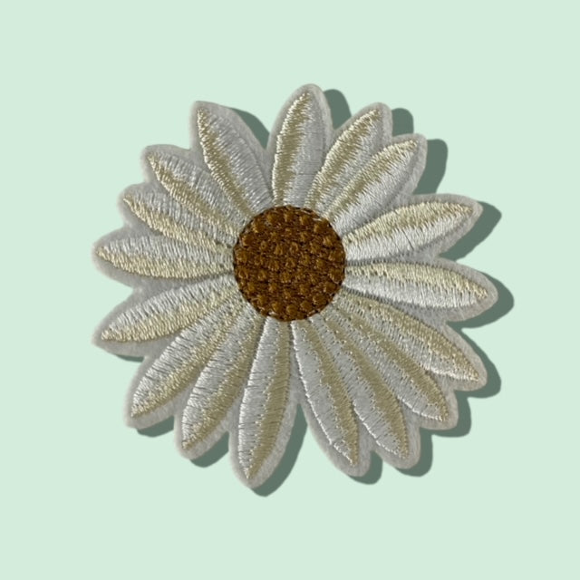 DAISY FLOWER HAT PATCH