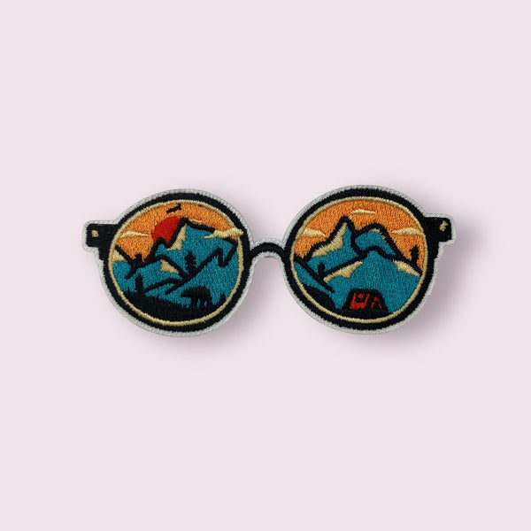 MONTAIN GLASSES HAT PATCH