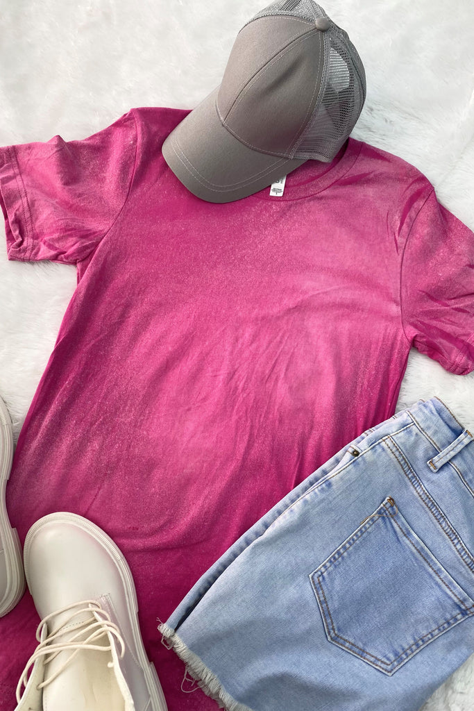 BC BLEACHED TEE- BLEACHED BERRY